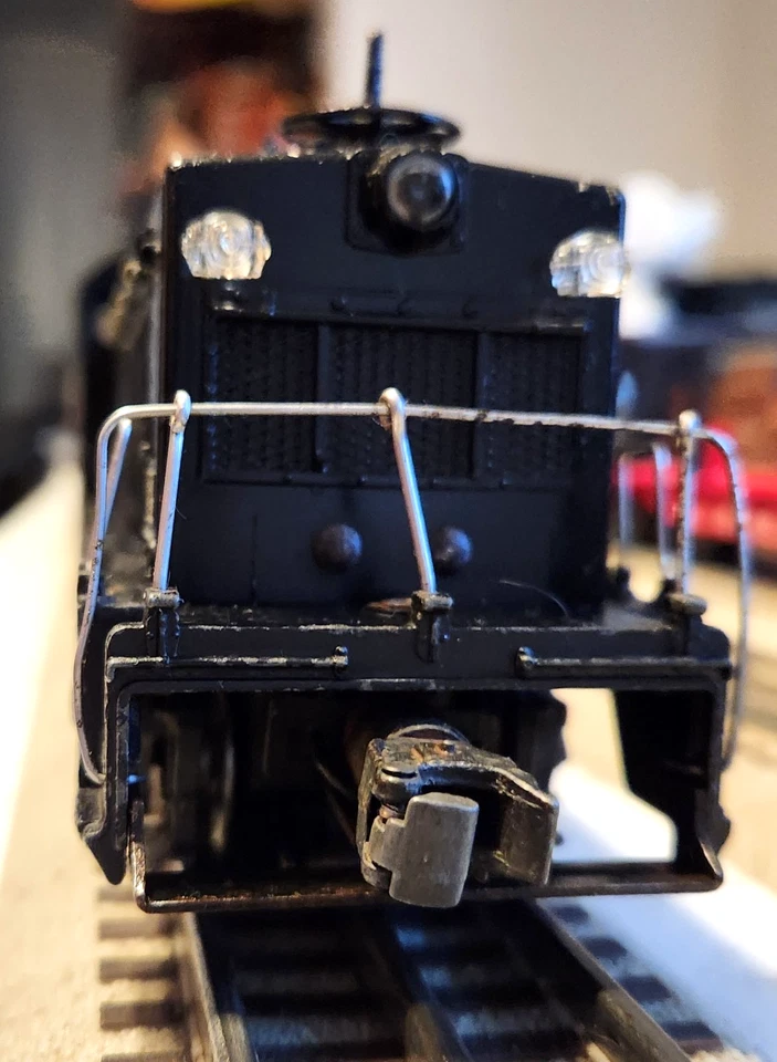 Lionel 6220 BELL RINGER WITH 3 2628 MANHATTAN PULLMANS IN GOOD COND. - Image 2 of 4