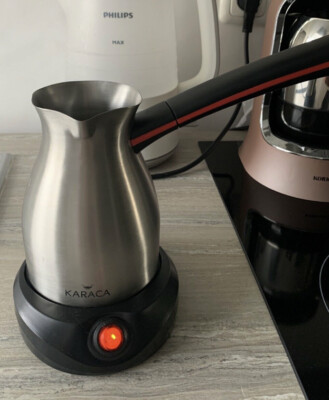 Karaca Kaffemaschine / espresso. Schwarz/edelstahl. 