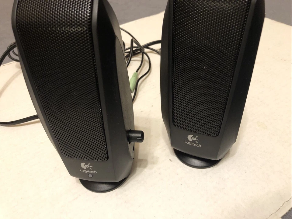 Logitech S120 black OEM 3,5mm Klinke Stereo- Lautsprecher Desktop Speaker Black
