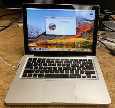 Apple MacBook Pro 13-inch March 2010 2.53GHz Intel Core 2 Duo