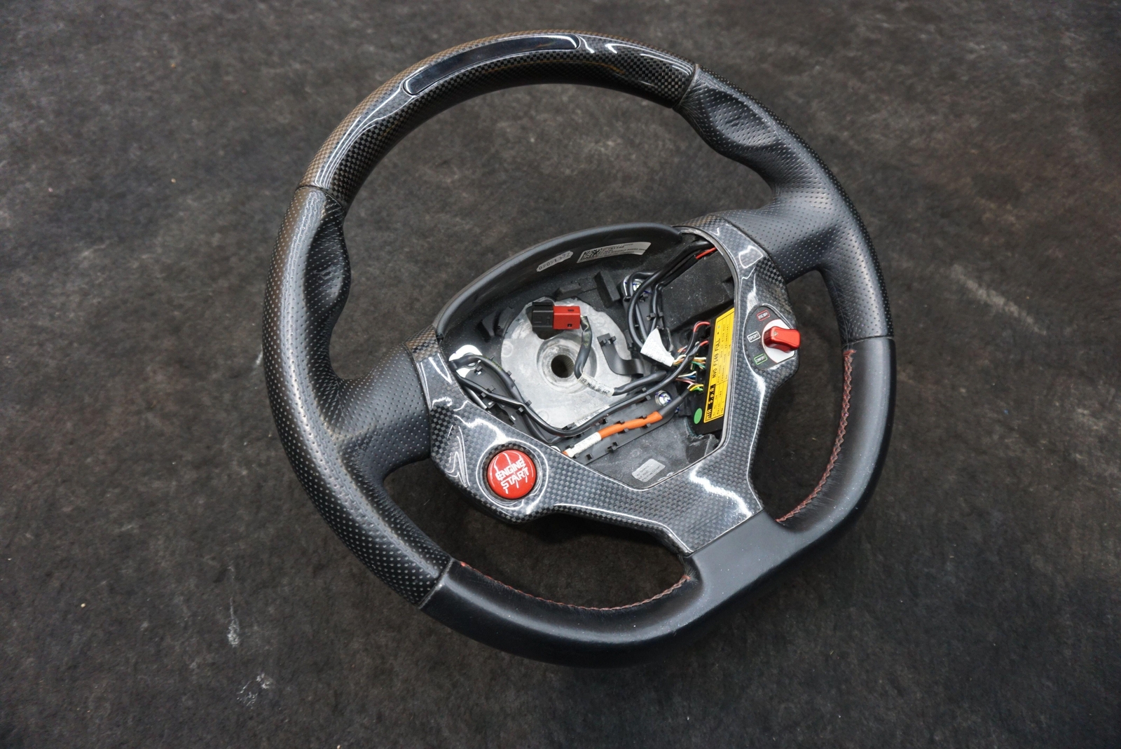 Driver Steering Wheel Carbon Fiber 22136401441 Ferrari California F149 2012-14