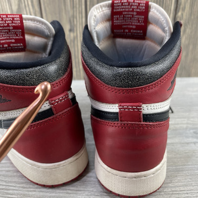 Jordan 1 Retro OG High GS Chicago Lost & Found Size 5Y FD1437-612