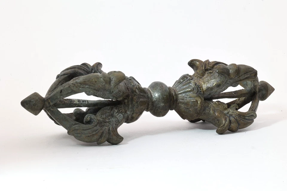 Antiguo artefacto ritual Dorje Vajra Phurba de bronce de Nepal tibetano de la dinastía Qing Foto 4 de 4