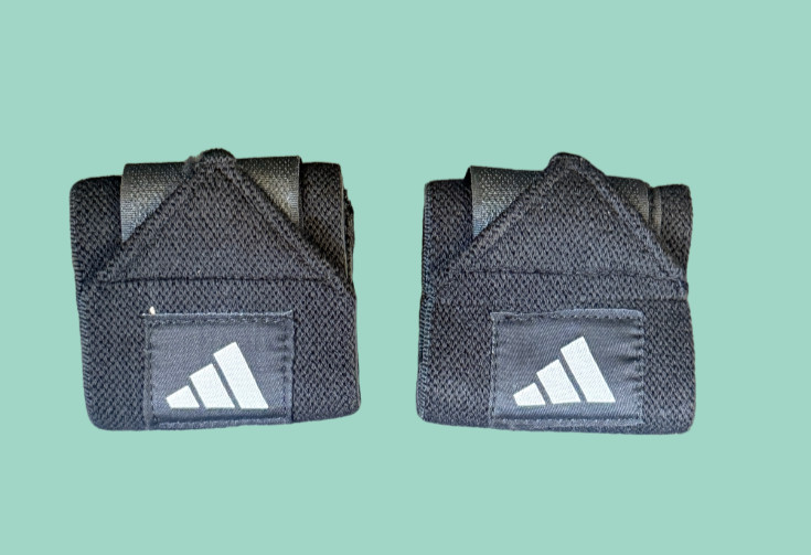 Ремешки для запястья adidas 2шт для спортивных тренировок в тренажерном зале поддерживающие запястье Черный NWT 5890₽