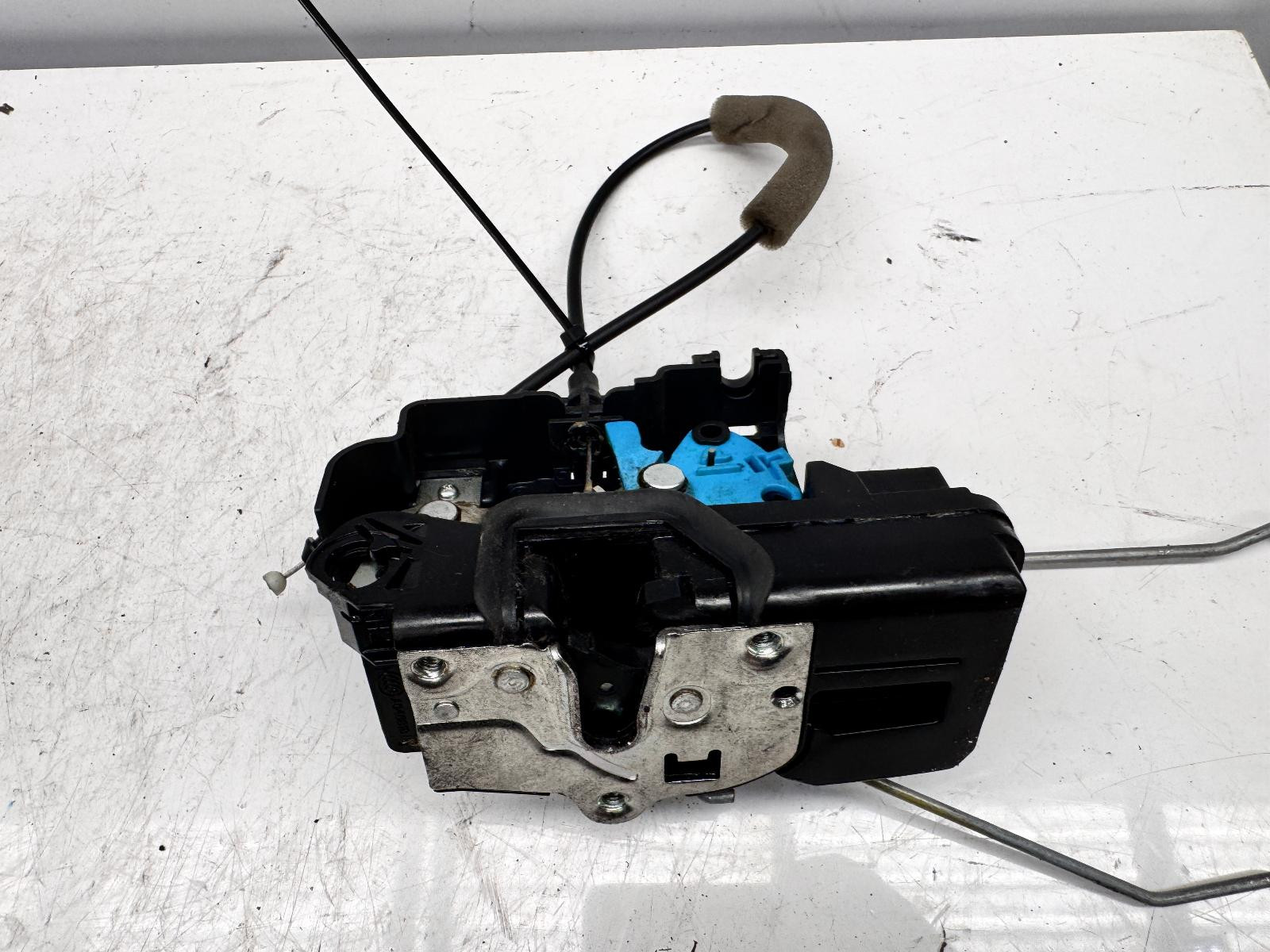 Holden Captiva Right Front Door Lock Mechanism CG 01/2011-06/2018 - thumbnail 4