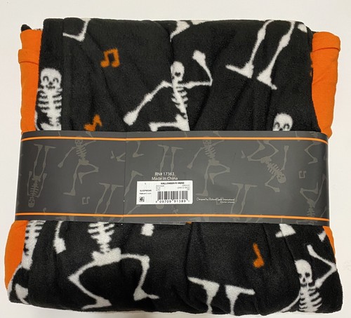 Halloween PJ set mens L Large Glow Dark Boo Crew NWT Matching Family Pajamas - Picture 2 of 2