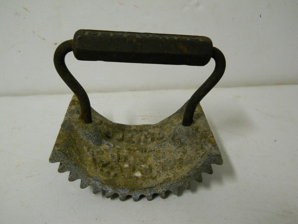 Vintage Geneva Illinois Hand Fluter Ruffle Iron | eBay