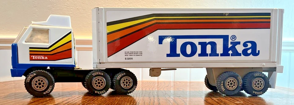 Tonka Semi Trailer Vintage 1978 Blue Cab 21+ Inch Long Door Opens Rainbow 70's - Image 2 of 4