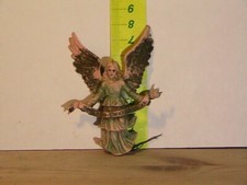 Statuina presepe IN PLASTICA della NARDI ?  cm 7 circa 