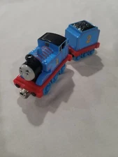 Mattel 2012 Thomas & Friends Take N Play Smiling Thomas #1 R8847 F15A Diecast