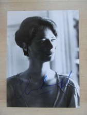 Charlotte Rampling Autogramm signed 18x24 cm Bild s/w