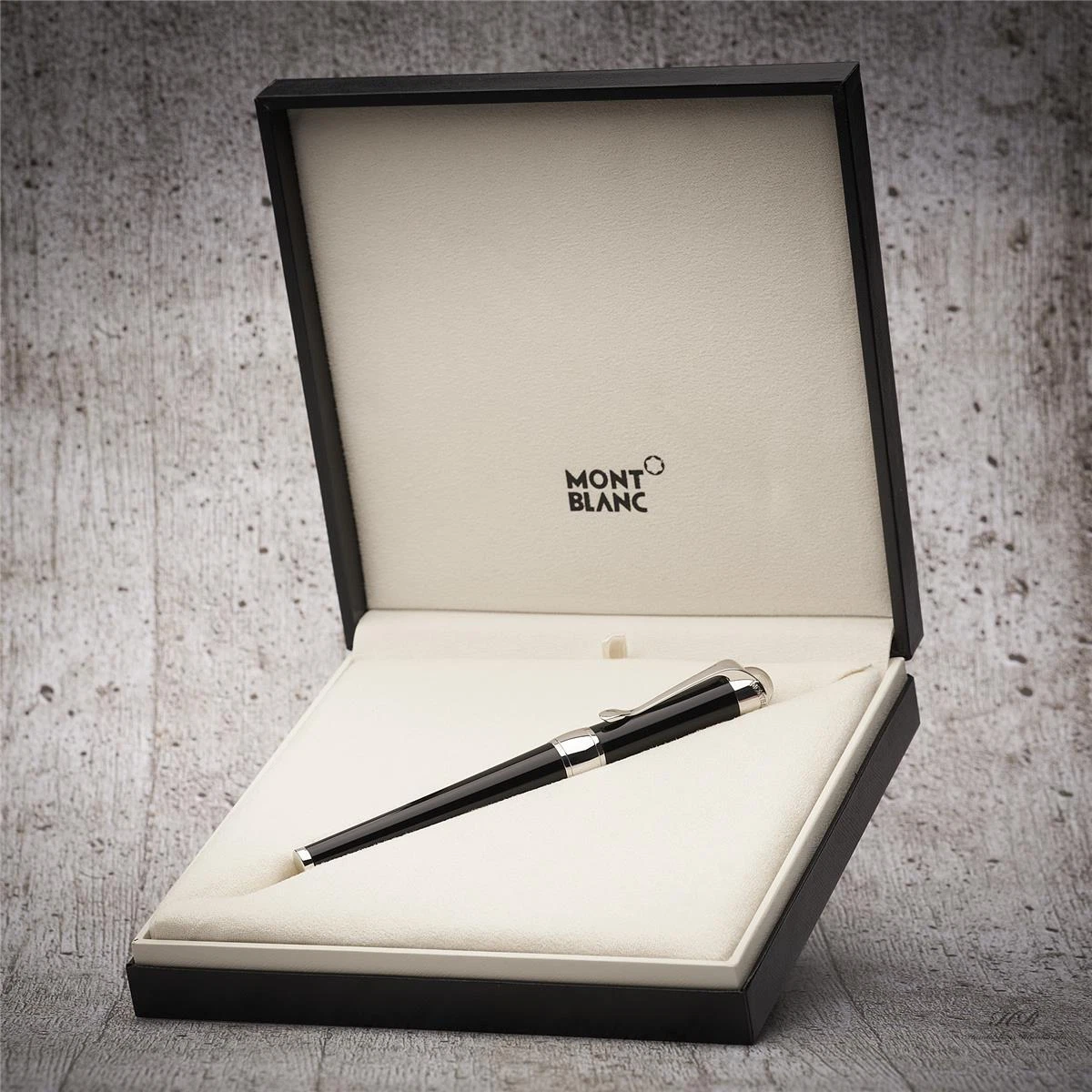 Montblanc starwalker diamond top