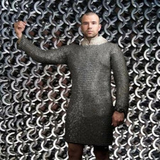 "8mm Flat Riveted Chainmail Shirt Full Sleeve, Black, with Flat Washers"