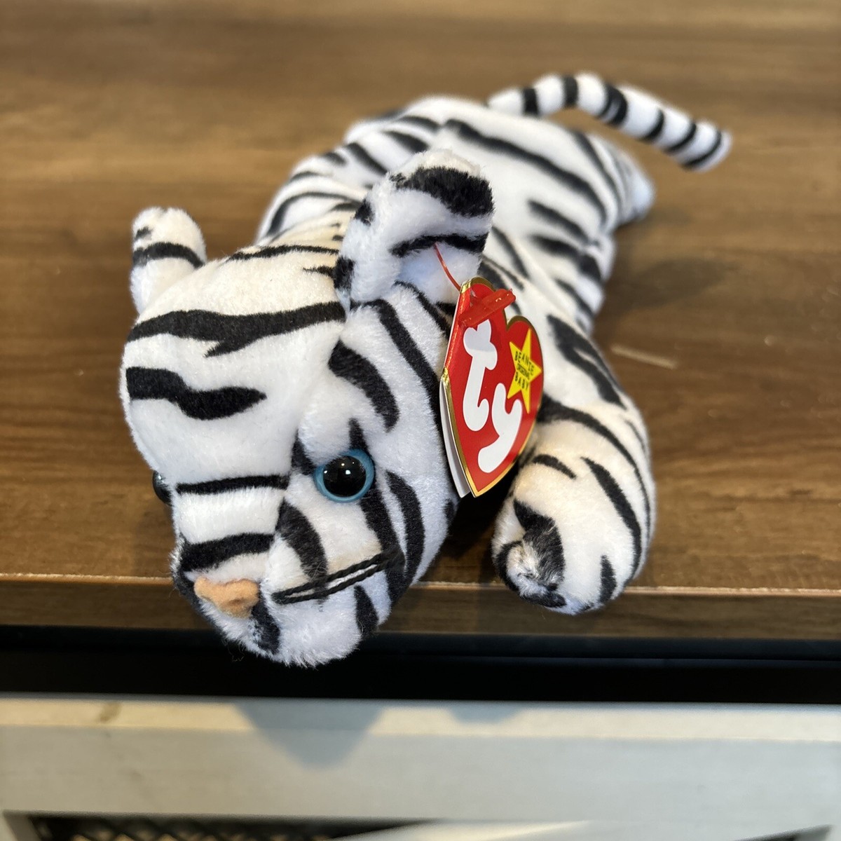 TY Blizzard Beanie Baby. DOB December 12, 1996. Excellent