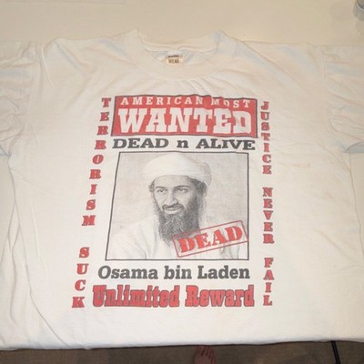 Basic Wear White ''American Most Wanted'' Graphic Crew Neck T-Shirt Men s L