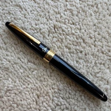 PILOT Elite Fountain Pen 18K 750 Gold Vintage Writing Instrument