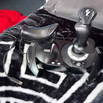 Thrustmaster T.Flight Hotas 1 Flugsimulation Joystick für Microsoft Xbox und PC
