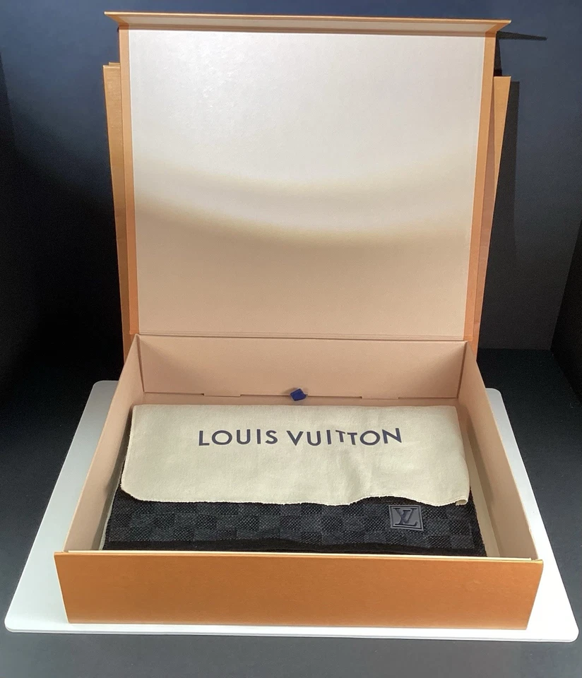 Hombre Louis Vuitton Paris Damier 100% Lana Negro Gris Cuadros Bufanda Italia Foto 2 de 4
