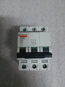 24352 C60n Merlin Gerin Multi9 C25 Circuit Breaker 400v 3 Pole Ebay