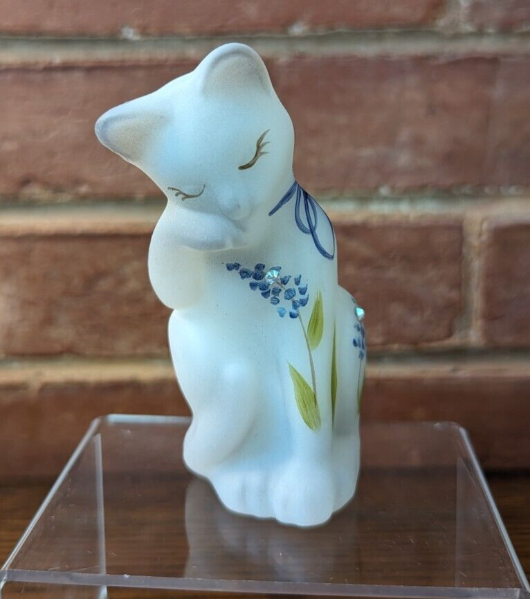 Fenton Glass White Satin Grooming Cat w/ Blue Flowers & 2