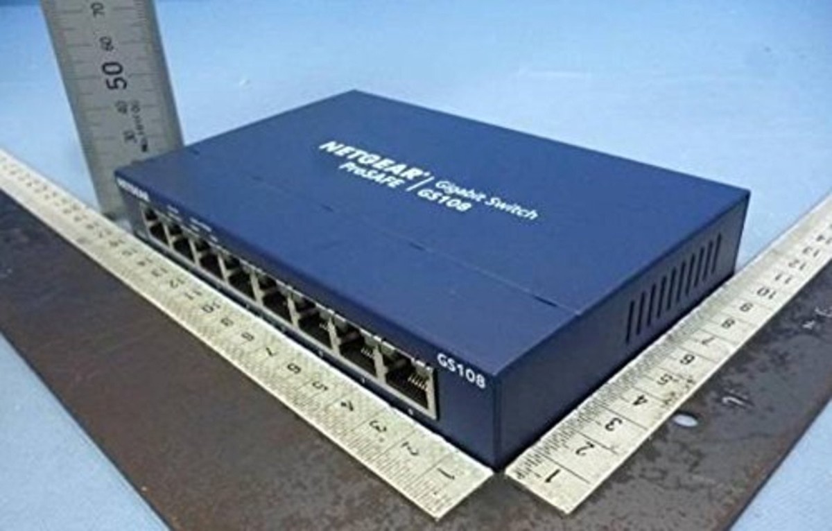 F/s NETGEAR Giga 8 Port Unmanaged Switch Lifetime Gs108