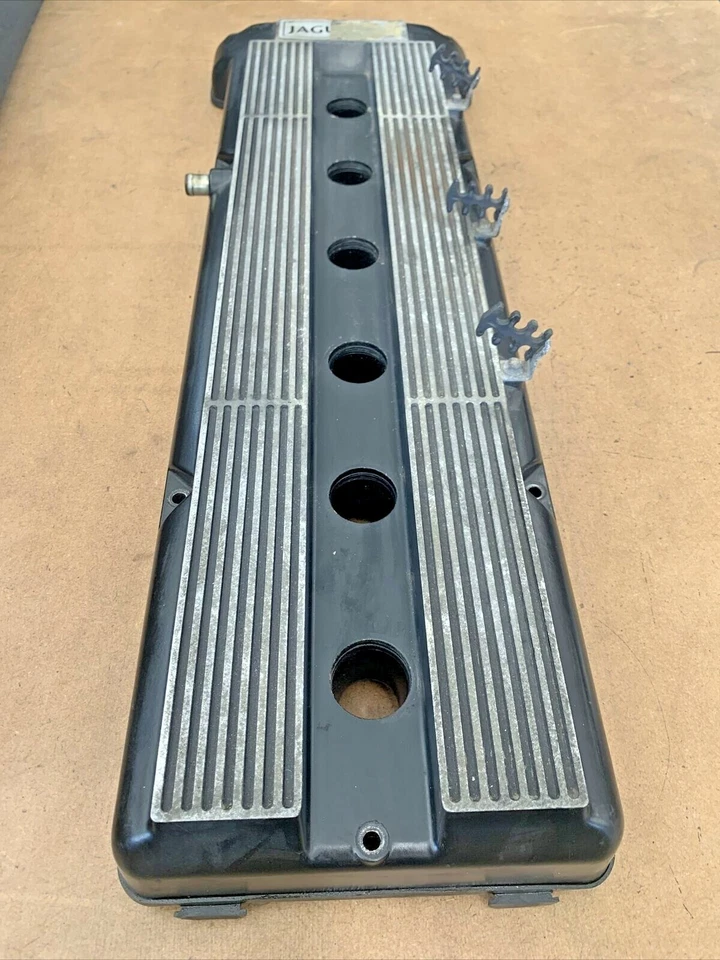 Cubierta de válvula de motor de 6 cilindros Jaguar XJ6 XJS 1993-1996 Vanden Plas EAC3983 Foto 3 de 4