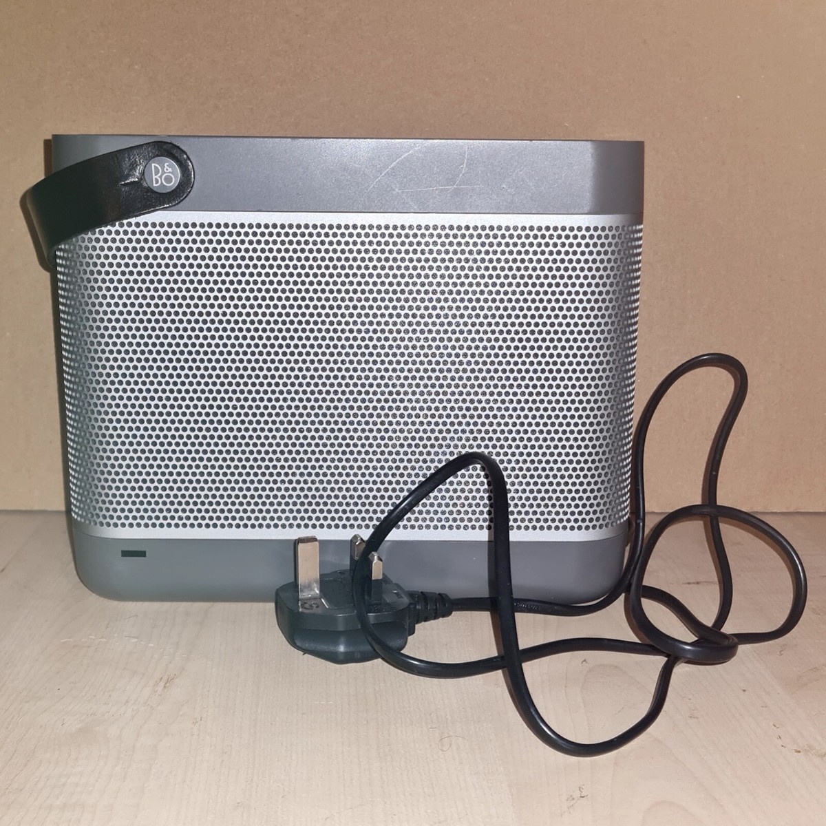 BANG OLUFSEN BEOLIT 12 PORTABLE SPEAKER WIRED CONNECTION ONLY