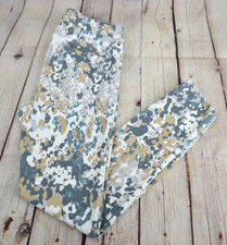 SPANX Women's Jean-Ish Ankle Leggings SIZE SMALL Camo Print