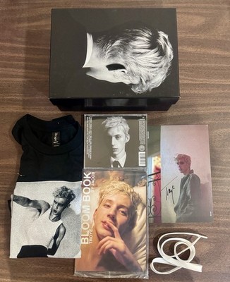 Troye Sivan Bloom CD Box Set w/ Signed Art Card T-Shirt Shoelaces Book Autograph