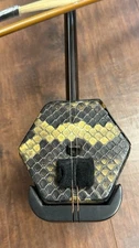 Erhu, High Quality sound. Concert-Master Grade. 王国兴老红木六角二胡