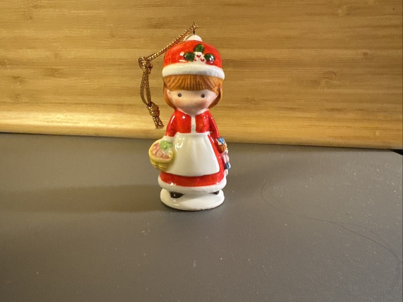 Vintage Joan Walsh Anglund Christmas Girl With Basket. 3” Ceramic Ornament 1981
