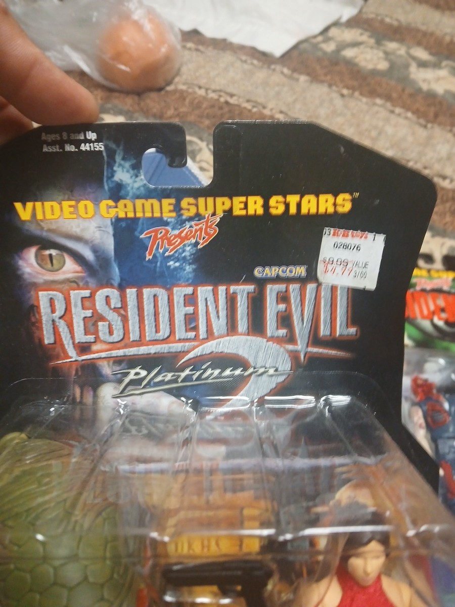 Toy Biz Capcom Resident Evil 2 Ada Wong & Ivy Figures Video Game