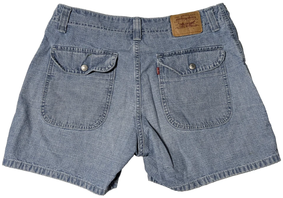 Pantalones Cortos de Denim LEVIS Años 90 De Colección Parche Azul Claro + Bolsillo con Solapa - Mujer Talla 12 Foto 2 de 4