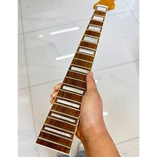 Maple electric guitar neck, 25.5" scale length, 22 frets, rosewood fretboard, bo