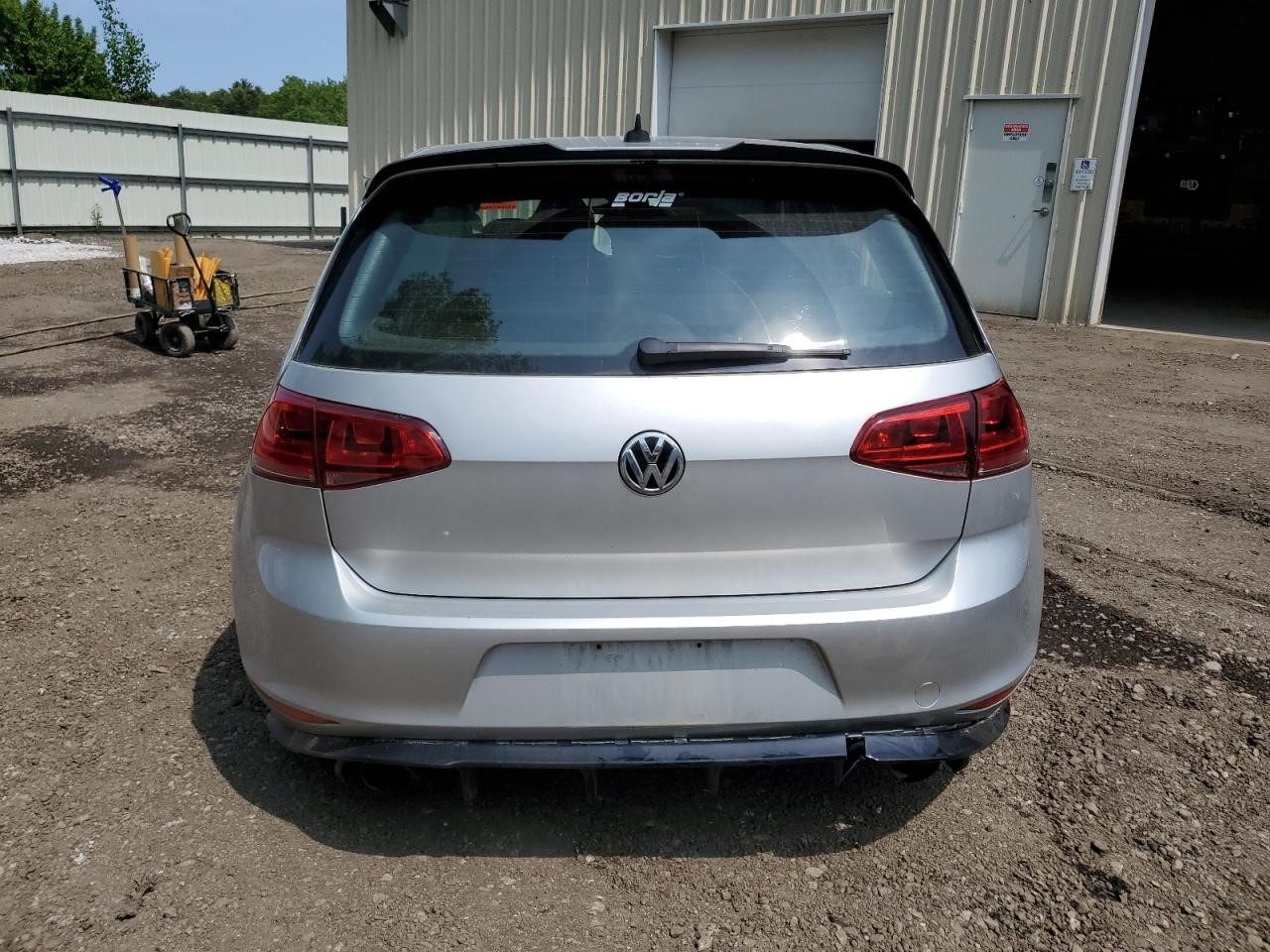 Used Right Windshield fits: 2017 Volkswagen Golf gti pillar Right Grade A