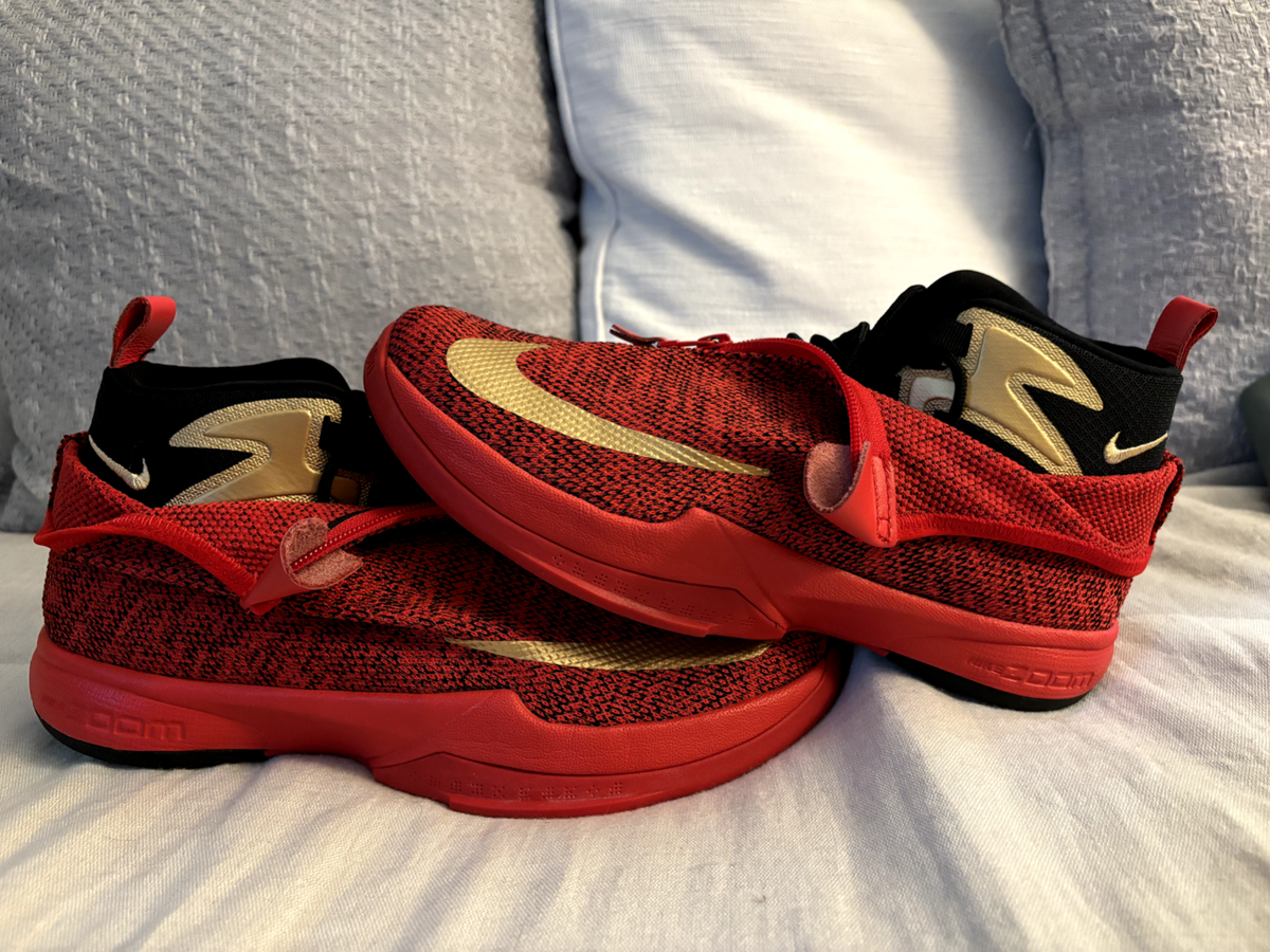 Size 9.5 - Nike Zoom Kobe Icon
