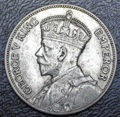1934 NEW ZEALAND - ONE FLORIN - .500 SILVER - George V King