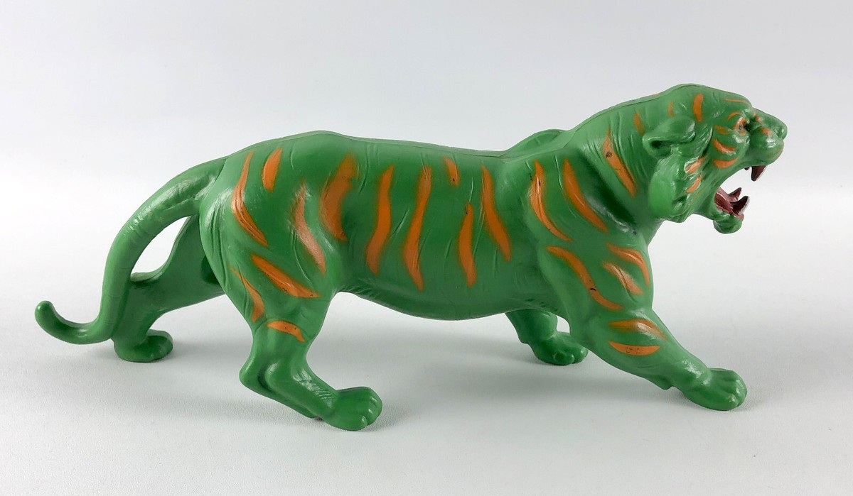 Battle Cat MOTU Action Figure w/Saddle & Mask Armor - HeMan 1981