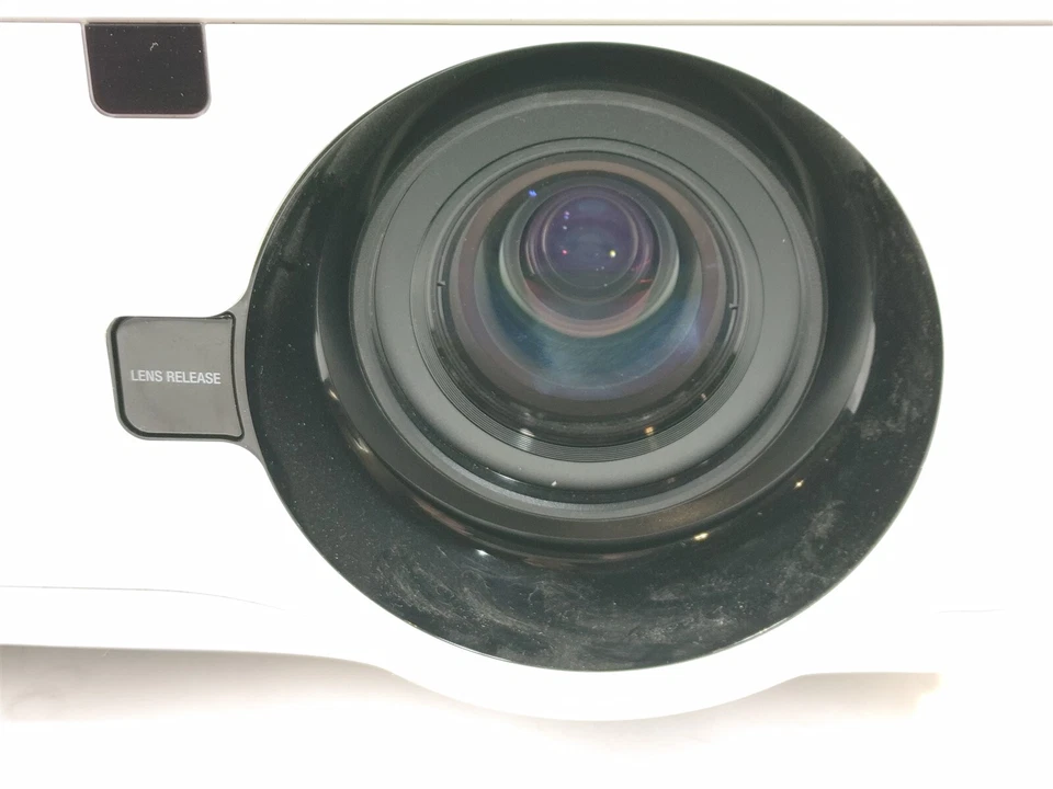 NEC NP4001 DLP HD Widescreen Projector w/ Lens, Lamp Hours = 940 / 678 - Image 4 of 4