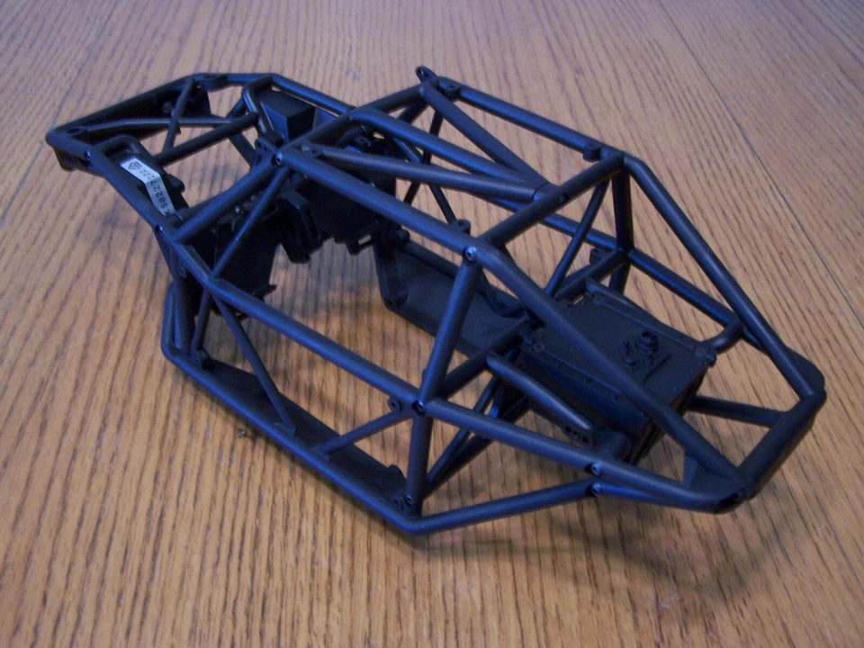 Axial 4WS Capra 1.9 Unlimited Trail Buggy Black Roll Cage &Screws Rollcage Frame - Image 3 of 4