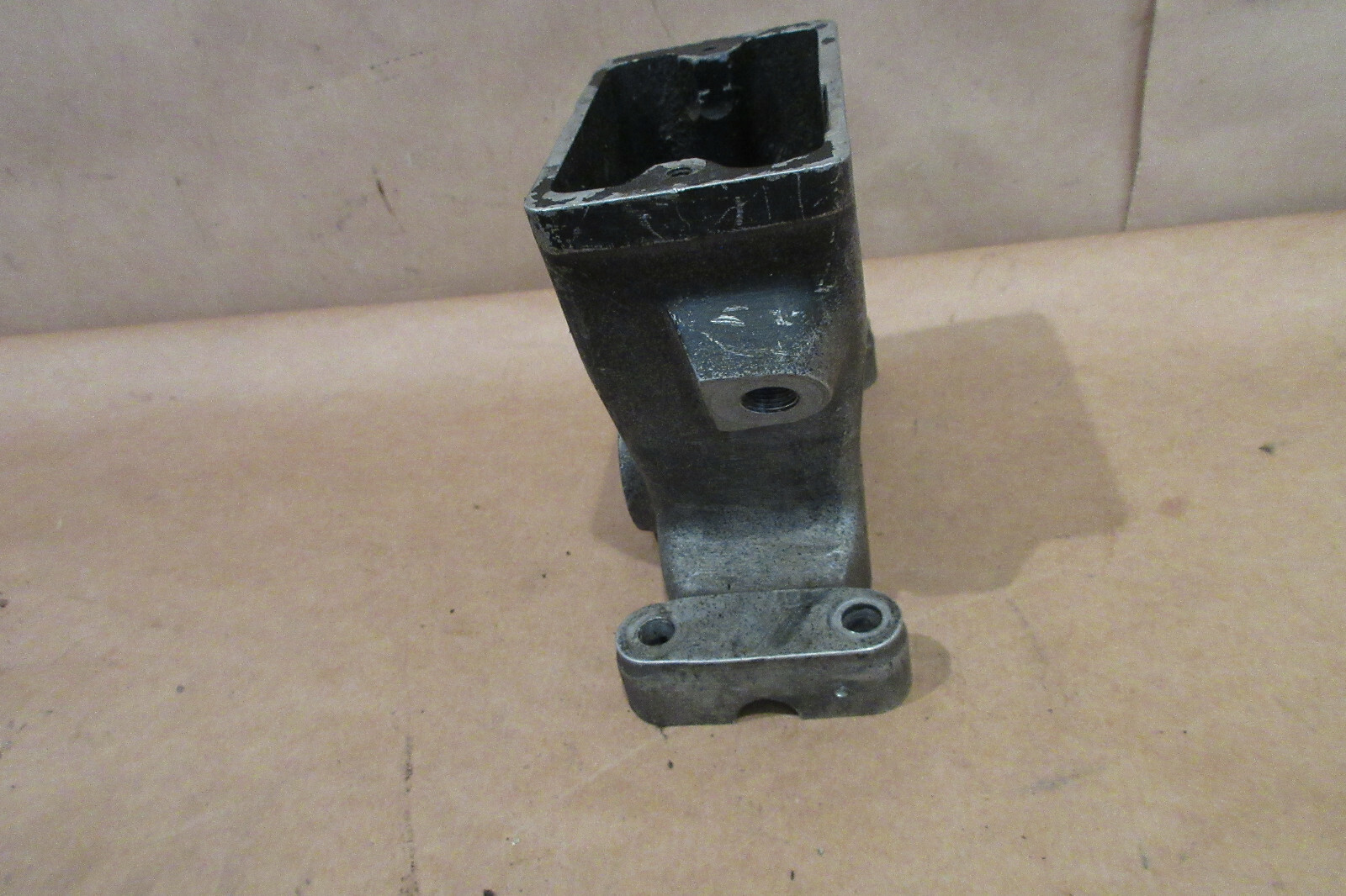 Ferrari 208, 308, 328, Mondial, Testarossa - Gear Shifter Box   P/N 108848