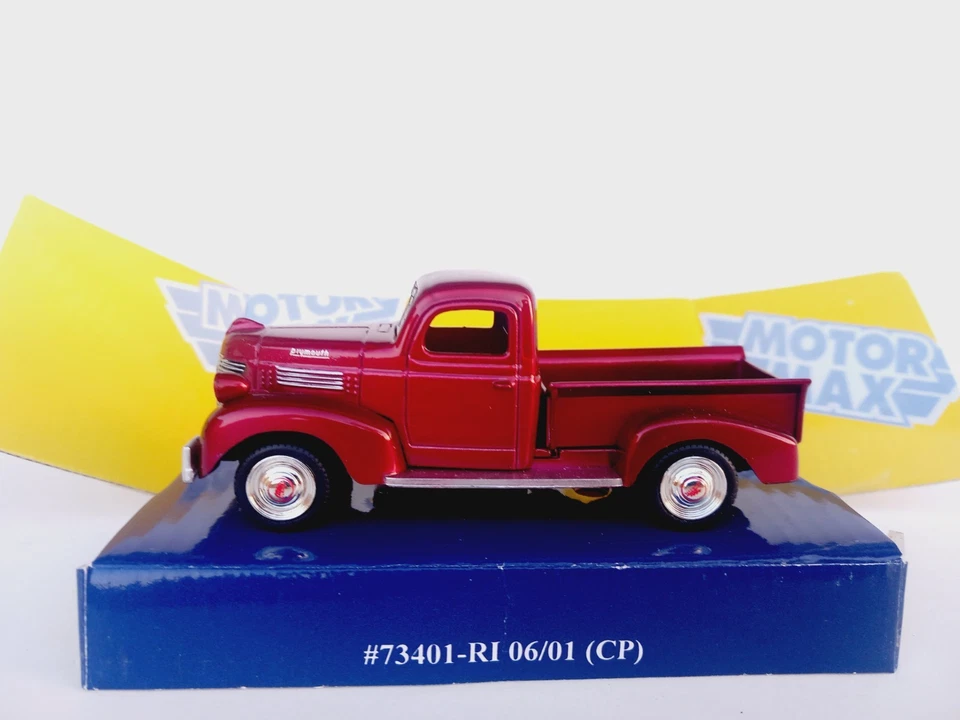 1/43 O scale Motormax 1941 Plymouth pickup purple truck - Image 2 of 4