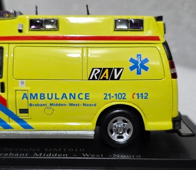 Chevrolet GMT 610 Ambulance RAV Brabant Midden West Noord 2006 1