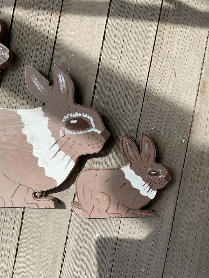 Bunnys Garden Stake Wood Folk Art Vtg Easter Yard Art Outdoor Lawn Animal Statue - Image 2 of 4