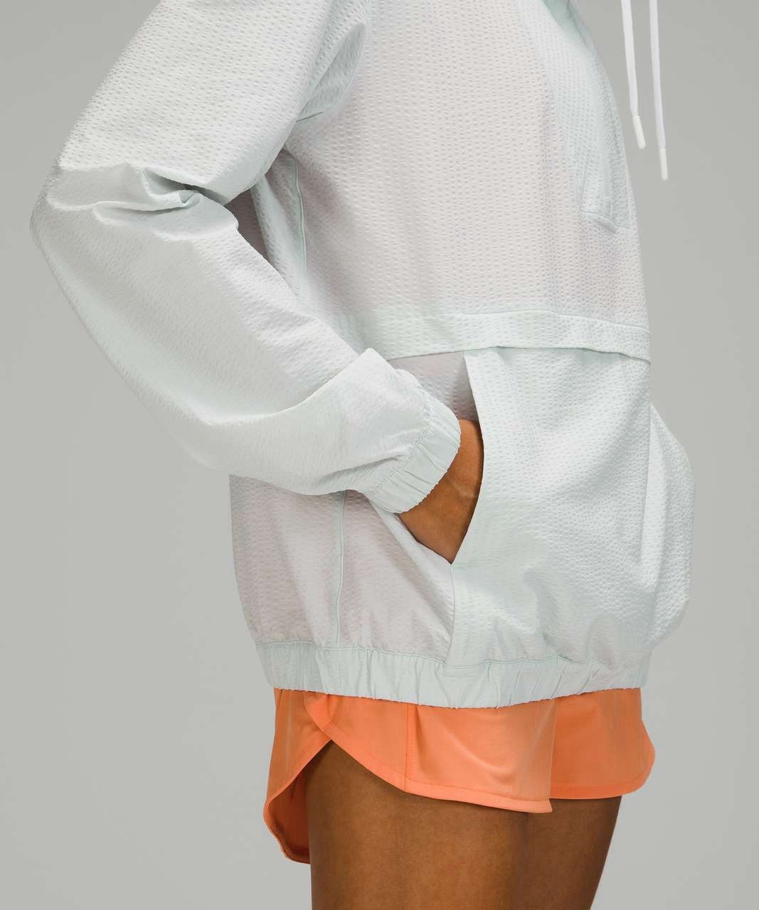 Lululemon Pack Light Pullover Packable Jacket in … - image 16