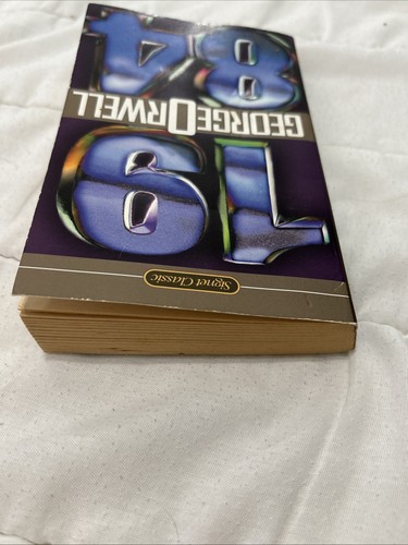 1984 by George Orwell - Picture 5 of 6