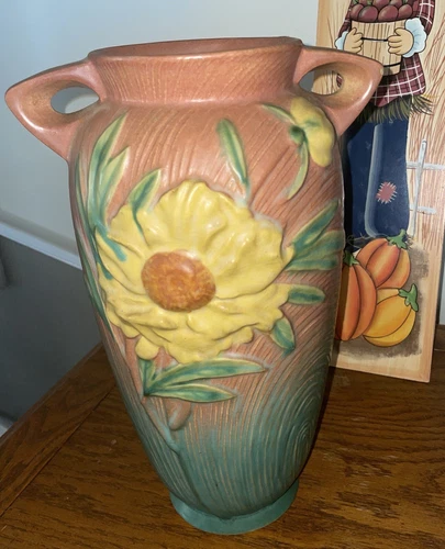 Roseville Peony Pink 1942 Vintage Art Pottery Handled Ceramic Vase 67-12