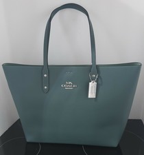 coach town tote