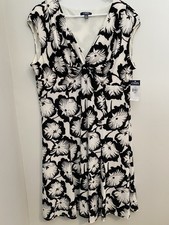 Chaps Ralph Lauren Women's Dress Black& White Sleeveless Fit & Flare Size 20W