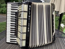Full Size Professional WELTMEISTER Accordion made in Germany Model Amigo